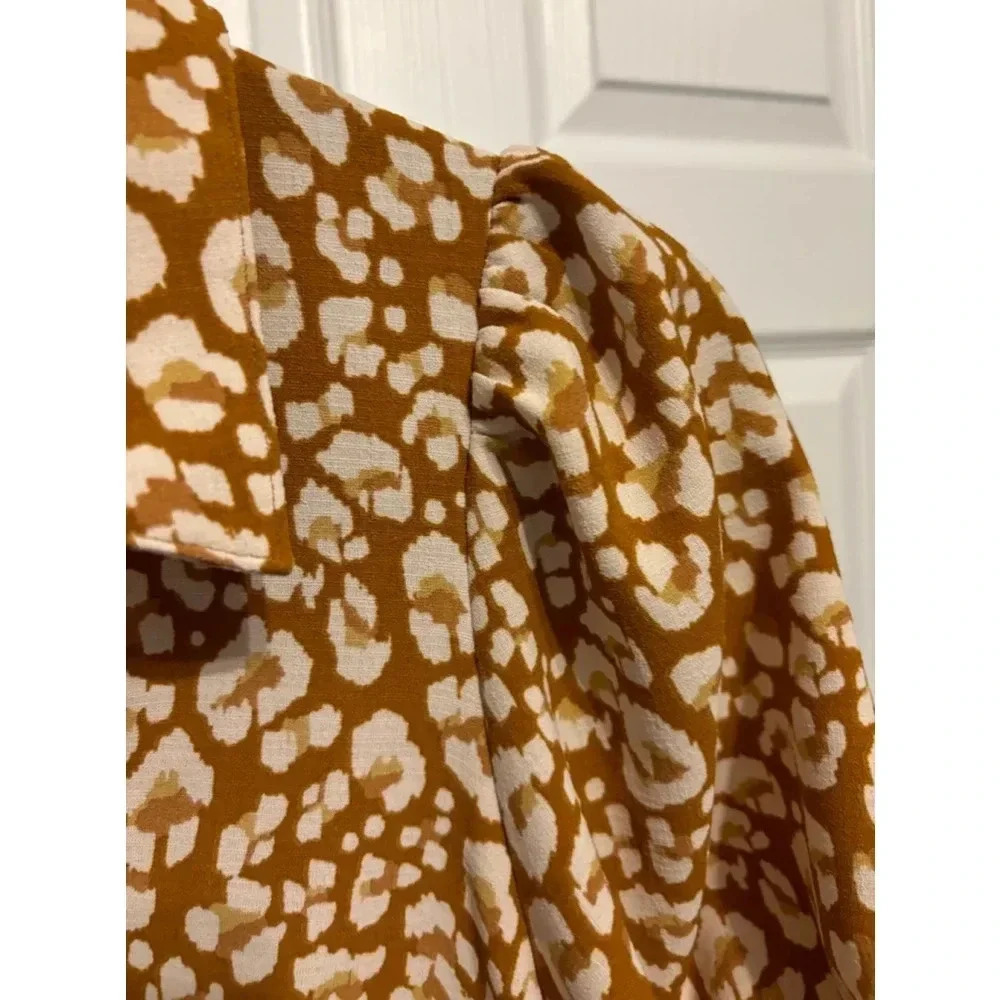 Women's Nine West Blouse, Size M, Brown Leopard Print - Picture 3 of 3